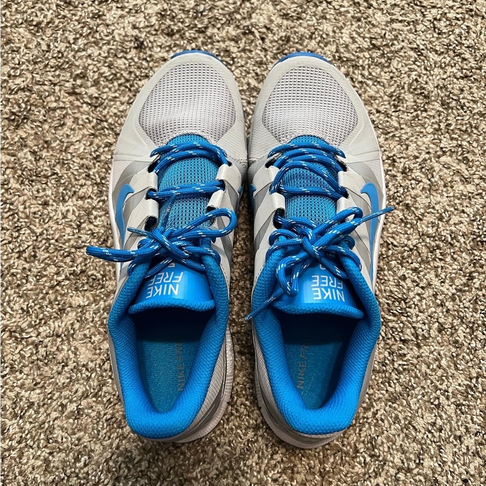 EUC NIKE FREE GREY/BLUE SNEAKERS SIZE 8
